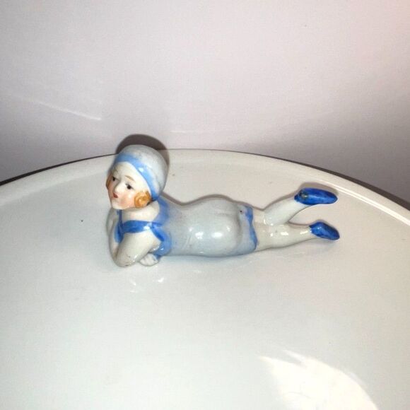 Vintage Bathing Beauty with bathing cap; made in Japan must see - Picture 2 of 6